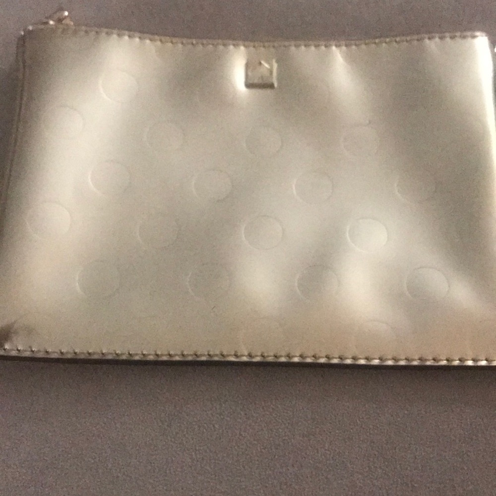 Free Kate Spade metallic gold small cosmetic bag - Picture 2 of 7